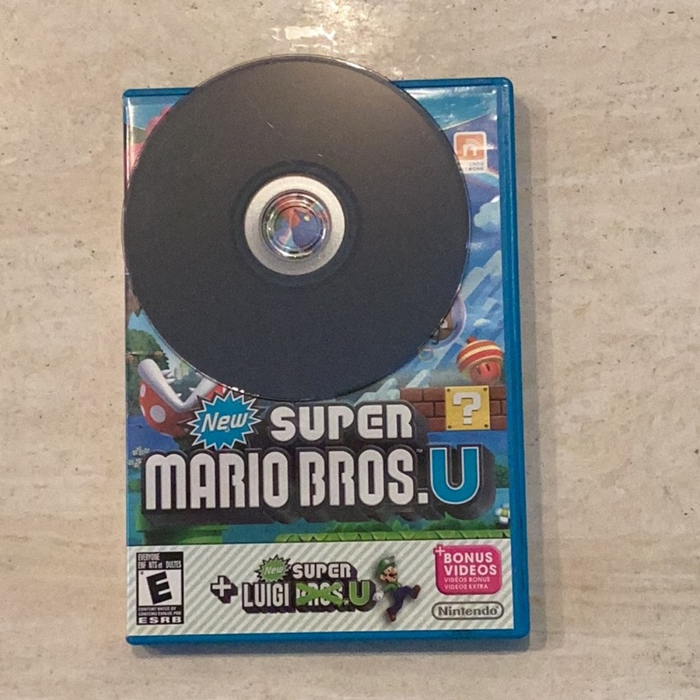 New Super Mario Bros U With New Super Luigi U Nintendo Wii U Game CIB - Picture 5 of 7